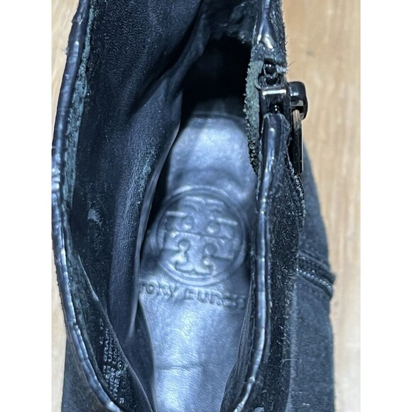 Tory Burch Tory Burch Black Suede 'Alaina' Logo Ankle Boots Women 9M Zip - Picture 9 of 13